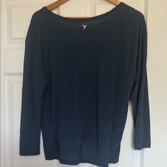 Old Navy Active Dark Green Pullover Women’s Size XL - Picture 4 of 5